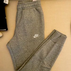 Heather Grey Fleece Nike Sweats - new w/ tags